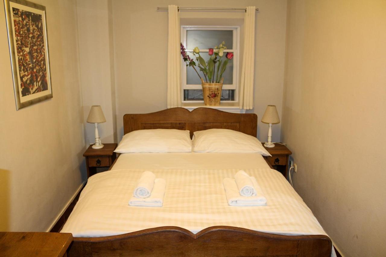 Varos Pensionat 3*
