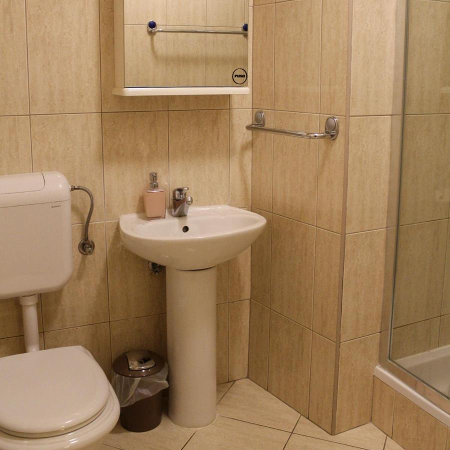 Varos Pensionat 3*